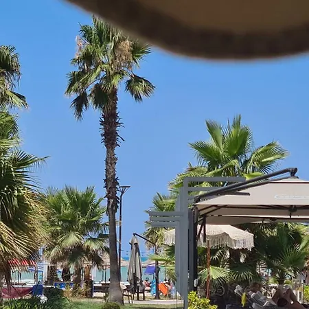 Apartament Neell Golem (Tirana)