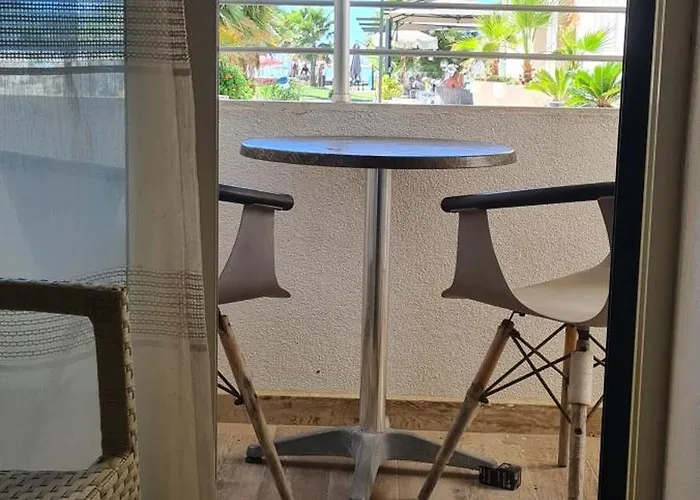 Apartament Neell Golem (Tirana)